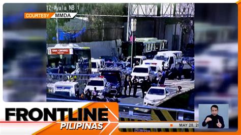 Motorista, binaril ang nakagitgitang kotse sa kalye; pero iba ang .